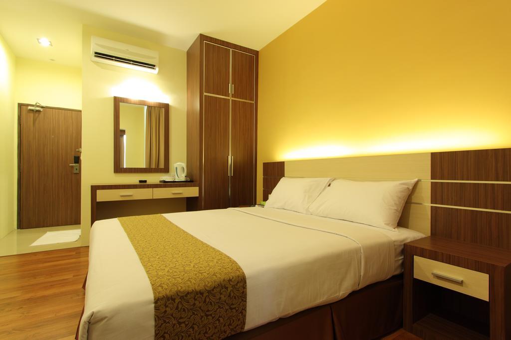 Seasons View Hotel