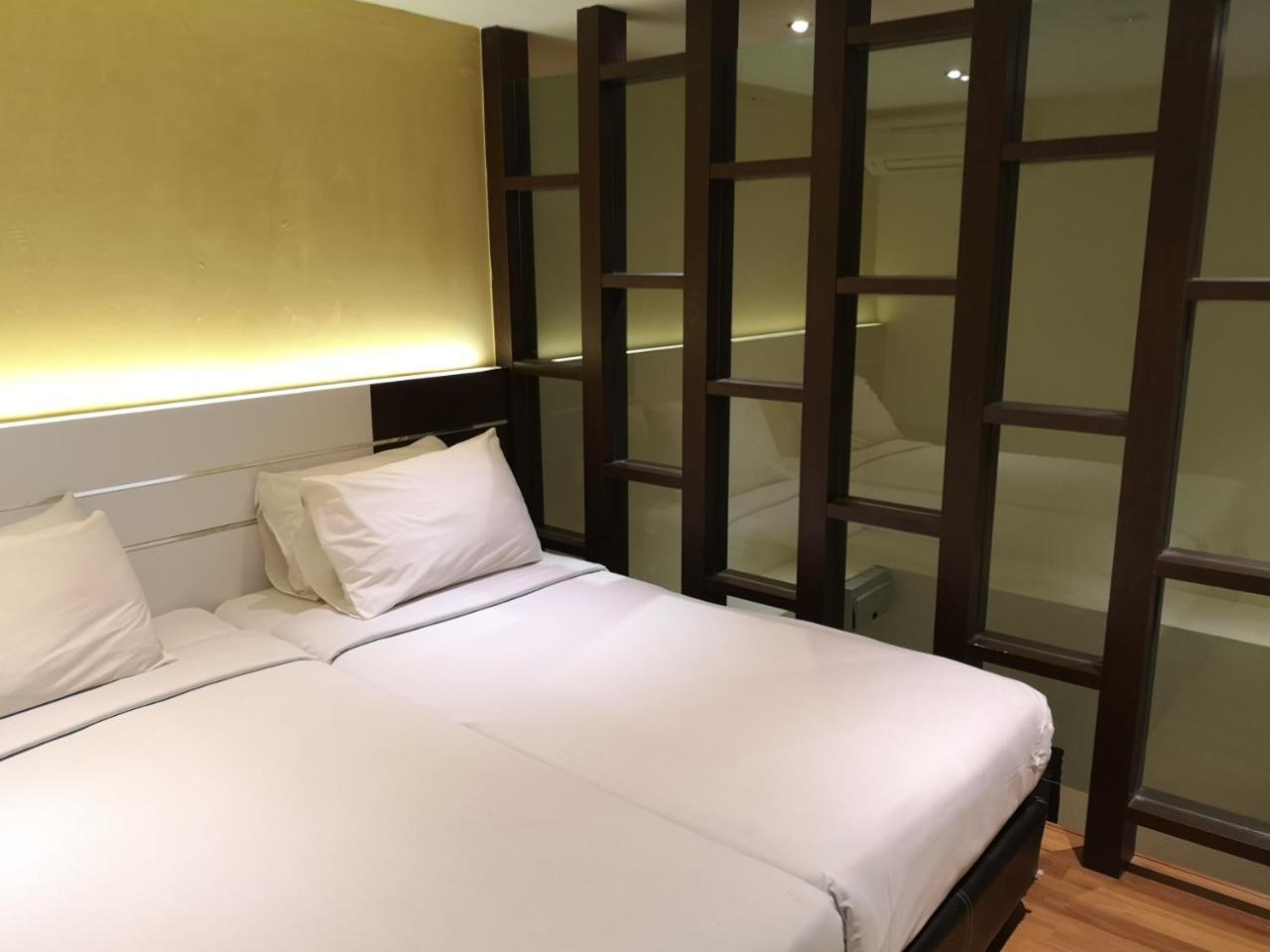 Hotel Seasons View 2*